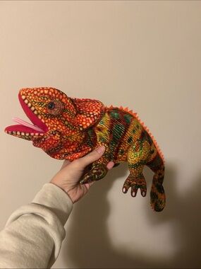 Large Creatures - Chameleon Hand Puppet (Orange)